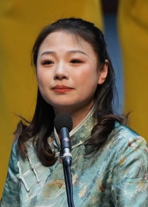 趙蕓一